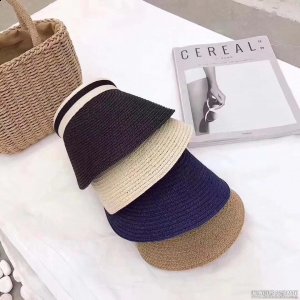 ins空顶BC草帽批发_义乌时尚草帽货源_实体店电商货源