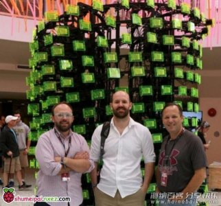 256个树莓派在世界创客大会上组成计算集群