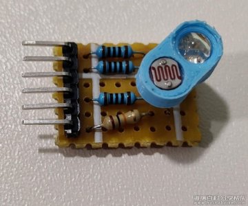 基于光敏电阻和 micro:bit 实现的彩球分拣机 