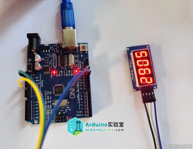 在 Arduino 上使用 TM1637 4 位数码管模块 