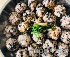 清蒸香菇猪肉丸