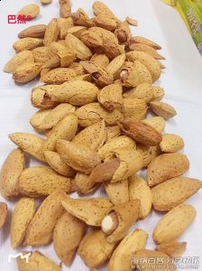 巴然坚果特产，新果巴旦木，摆地摊巴旦木批发