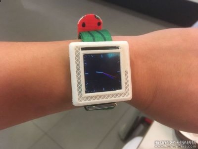 Arduino + 3D 打印 DIY 电子手表 