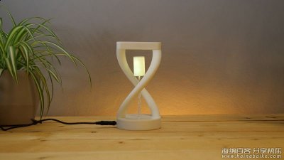 可编程的磁悬浮桌面氛围灯（Arduino + WS2812） 