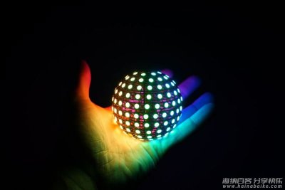 用 ESP32 制造炫彩 LED 球 